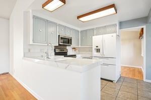 Woodside Cir-S0602-012.jpg