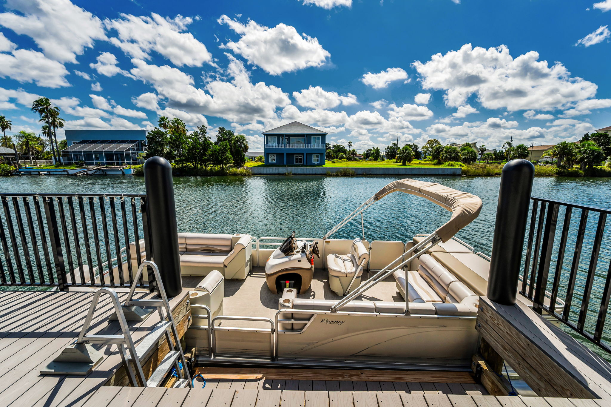 Dock1