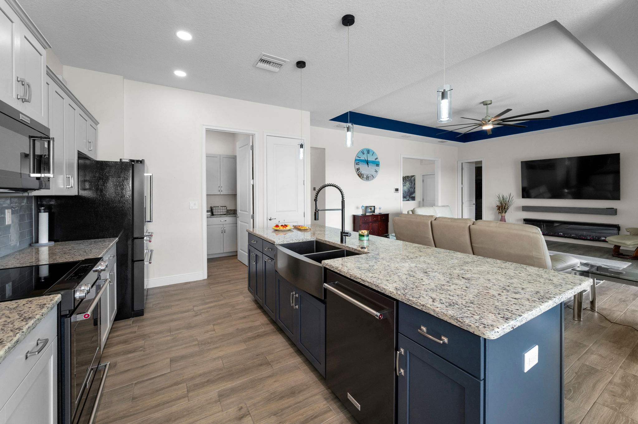 Kitchen11