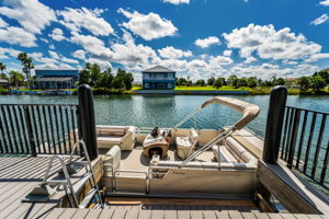 Dock1