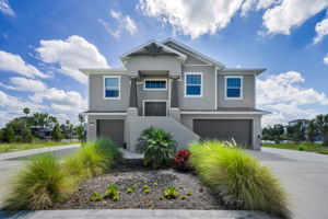 Front Exterior5