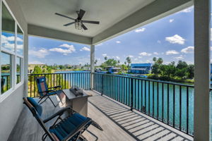 Living Room Balcony2