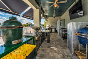 Outdoor Grill3