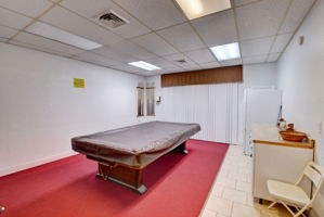  Photo 48