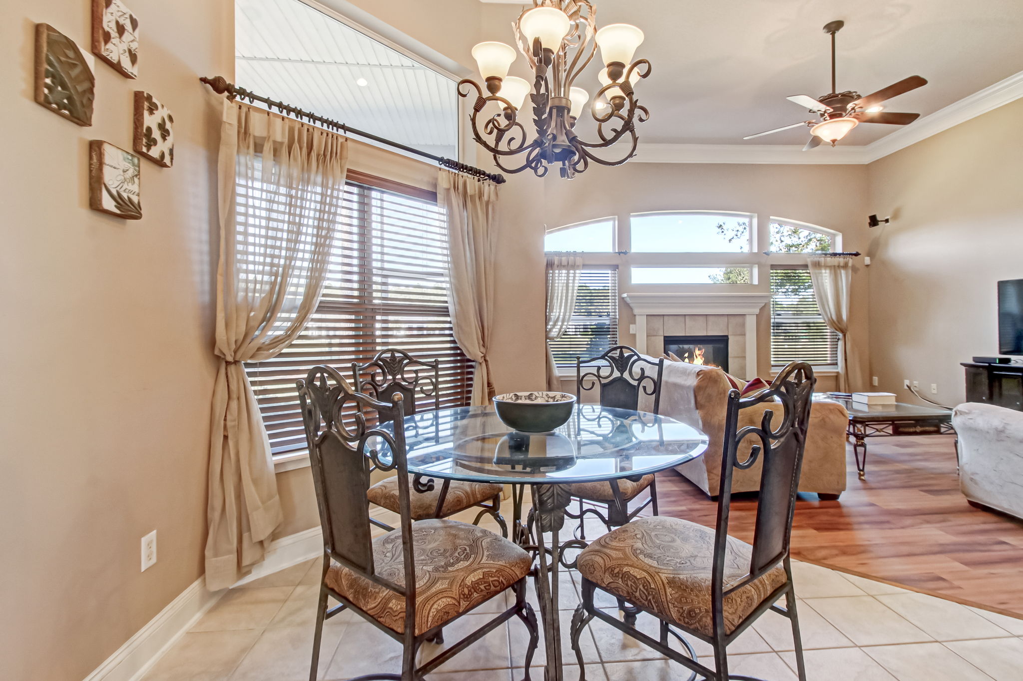 Breakfast Nook