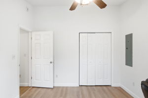  Photo 49