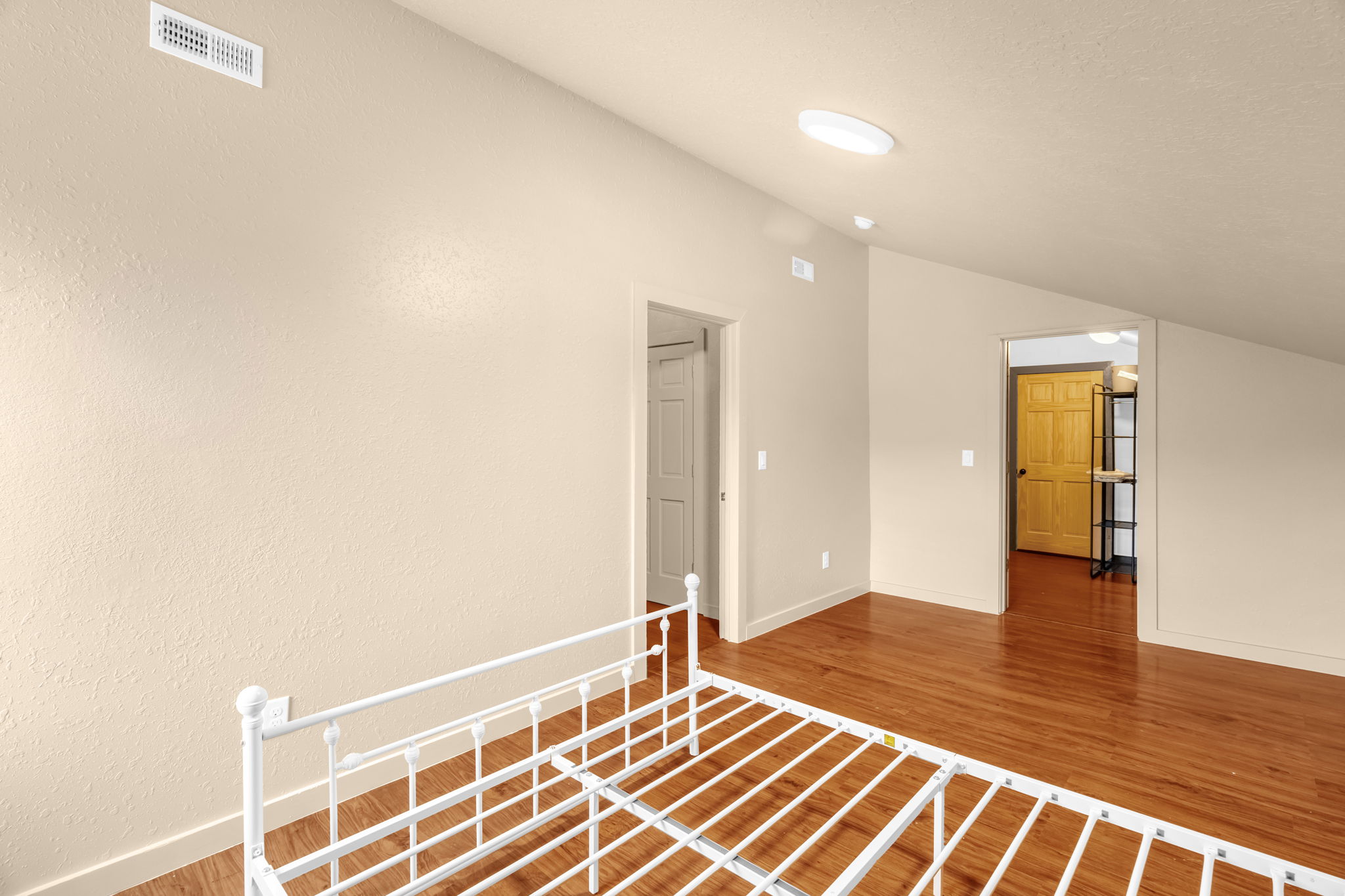3243 Hauser Rd-21