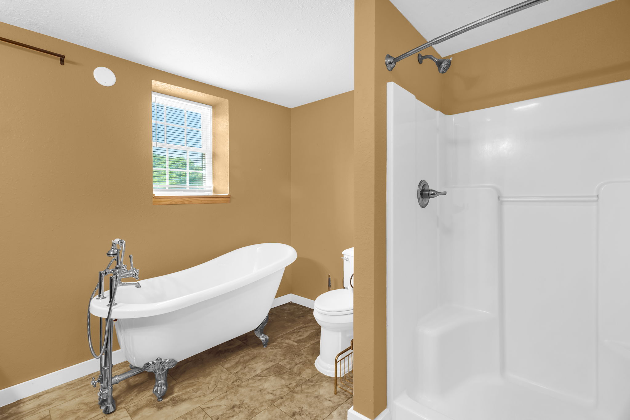 3243 Hauser Rd-31