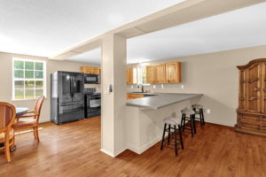 3243 Hauser Rd-14