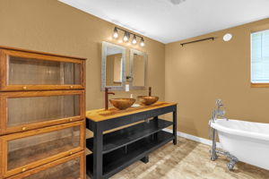 3243 Hauser Rd-30