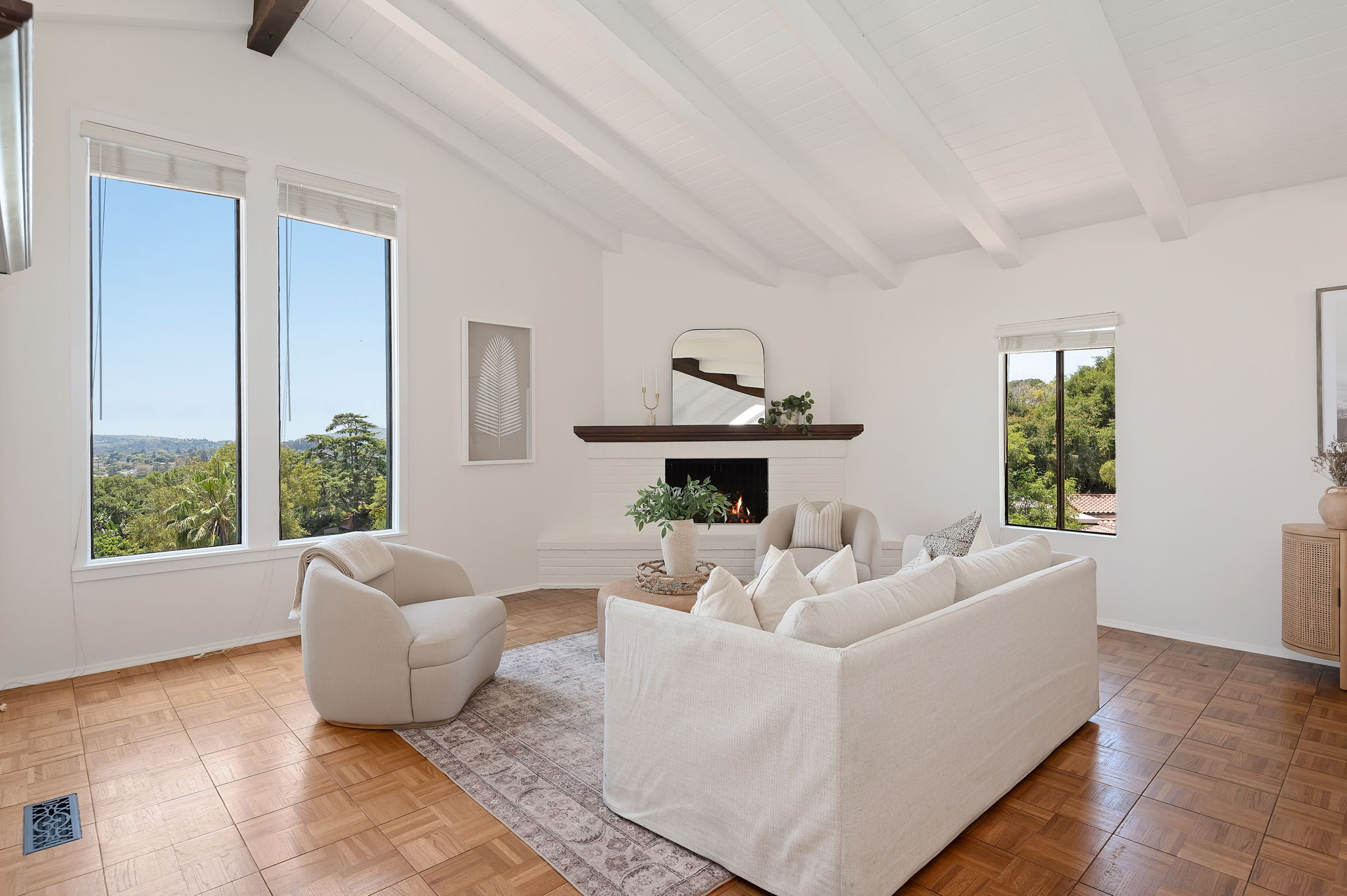 03 - Living Room