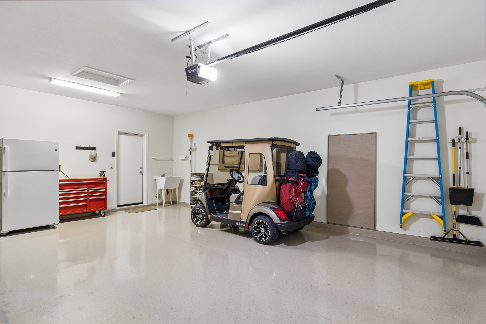 3245 N 163rd Dr, Goodyear - 038.jpg