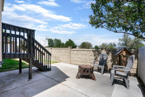 Photo 48