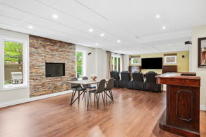 Photo 70