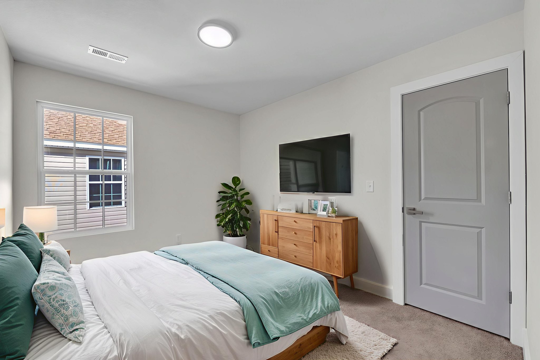 dsc_2121 virtually staged.jpeg