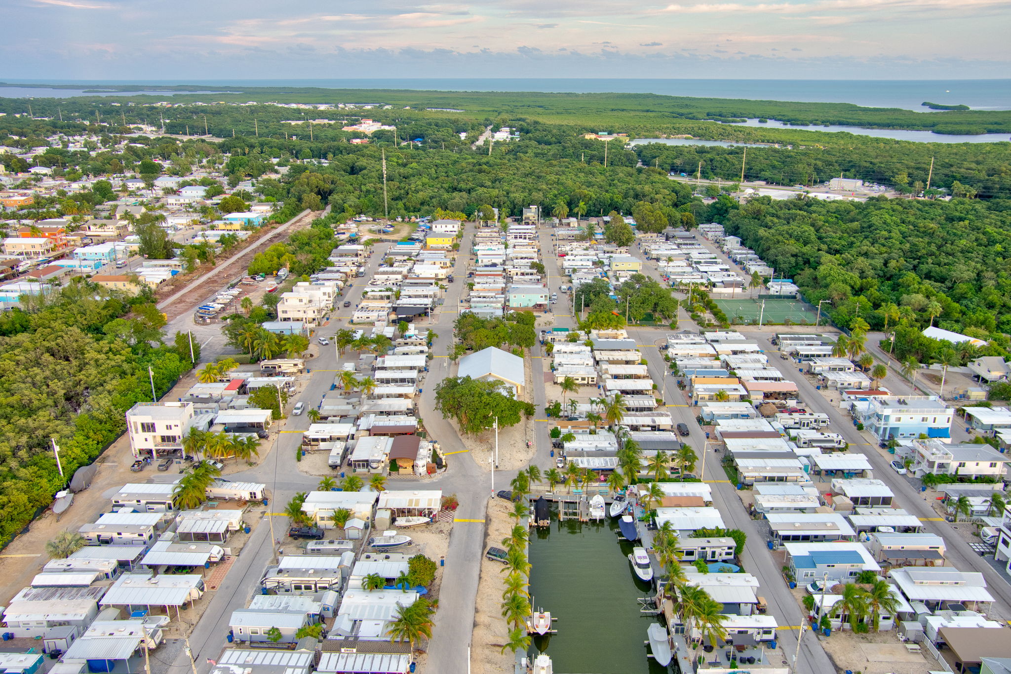 Calusa- High Exposure Visuals  -106