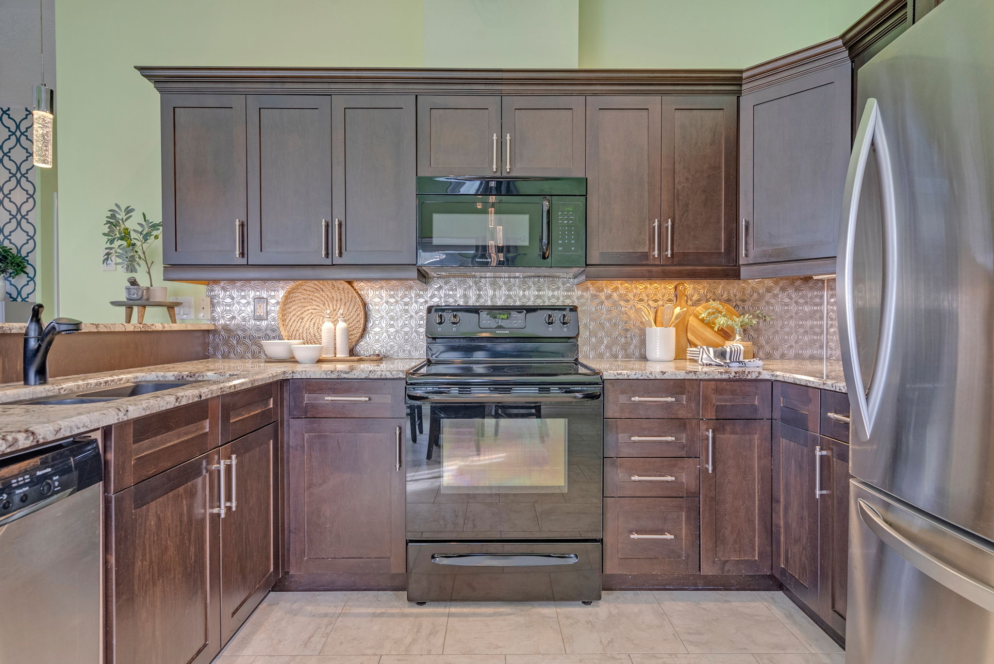 325 Densmore Rd, Cobourg, ON K9A 4J9, Canada Photo 15