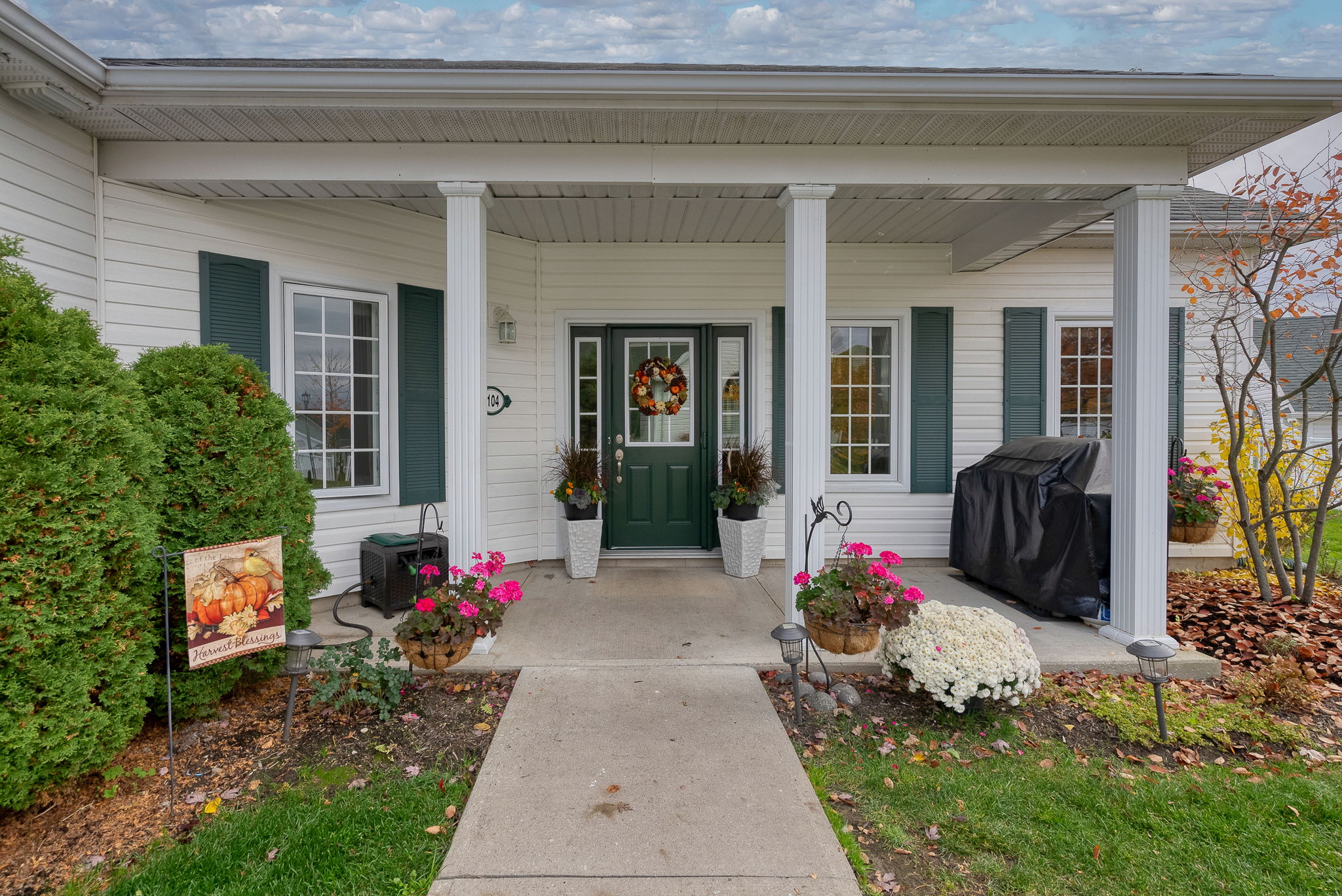 Densmore Rd unit 1104 Cobourg InsideOut Media