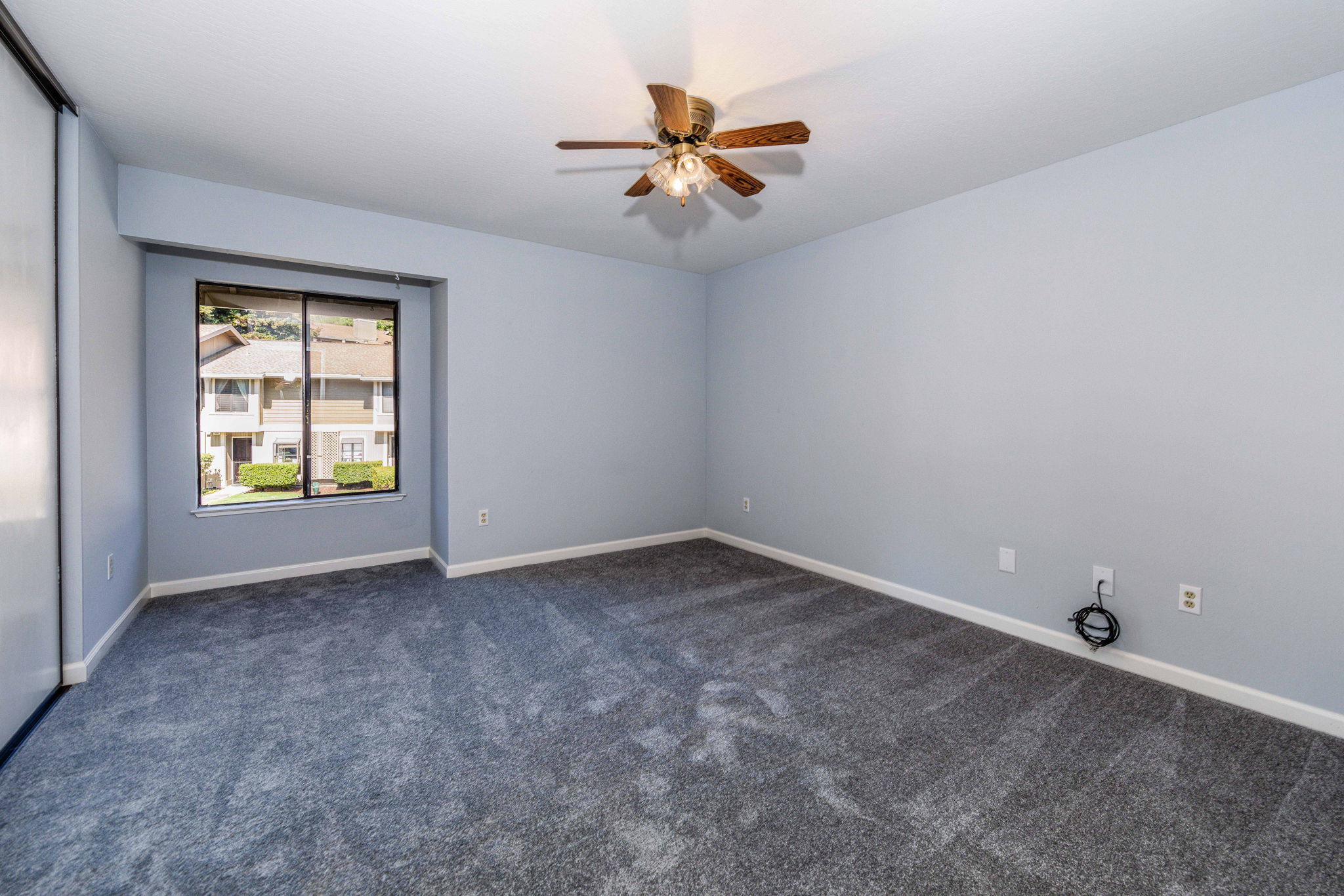  325 Eastgate Ln, Martinez, CA 94553, US Photo 22