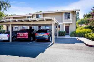  325 Eastgate Ln, Martinez, CA 94553, US Photo 1