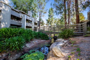  325 Eastgate Ln, Martinez, CA 94553, US Photo 25