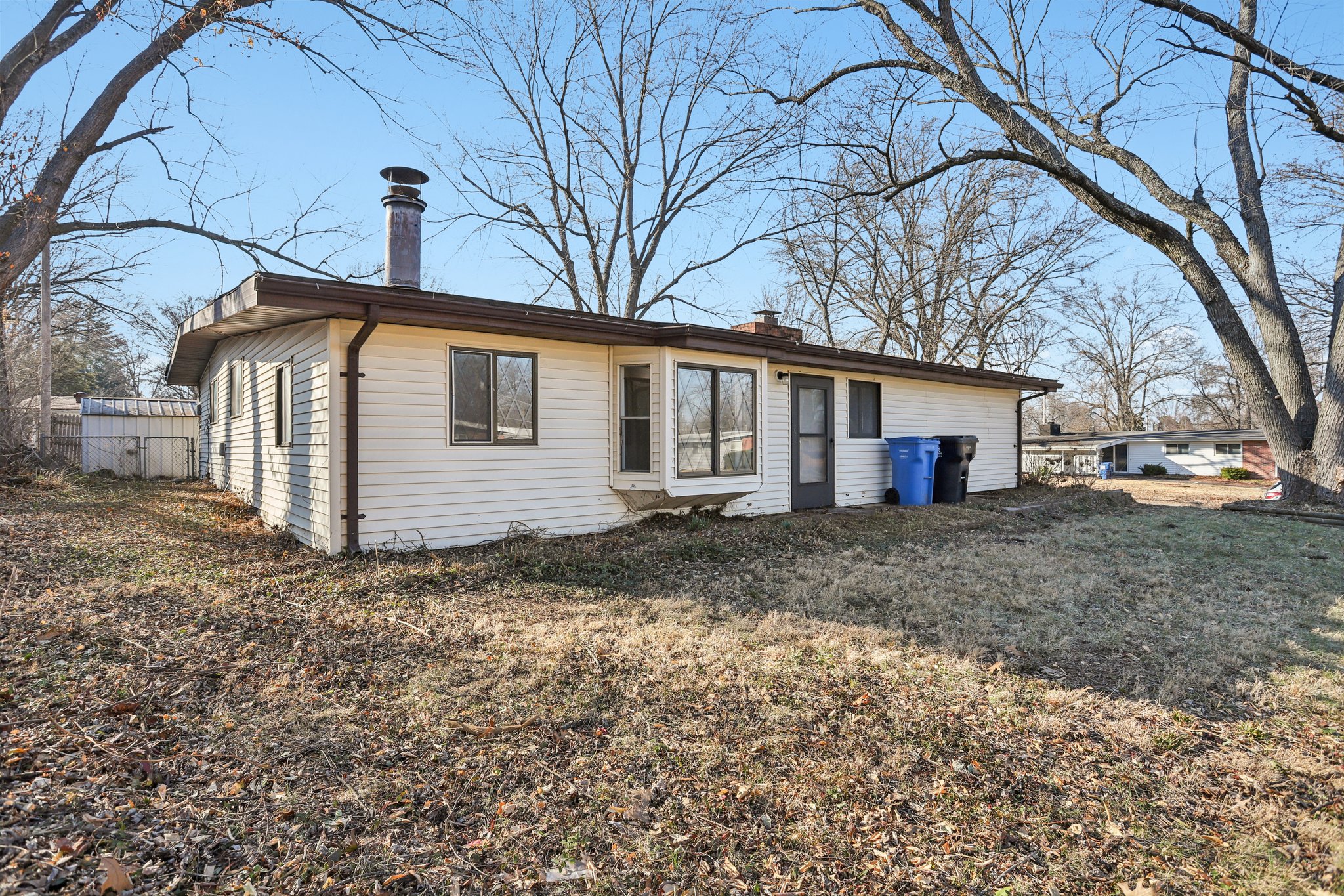 Holiday Hill Dr-S2702-028.jpg