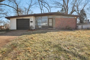 Holiday Hill Dr-S2702-001.jpg