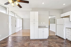 Holiday Hill Dr-S2702-015.jpg