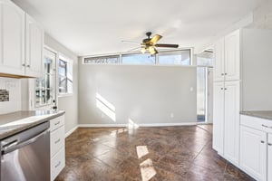 Holiday Hill Dr-S2702-016.jpg