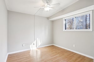Holiday Hill Dr-S2702-023.jpg