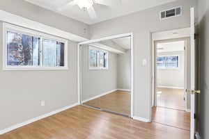 Holiday Hill Dr-S2702-024.jpg
