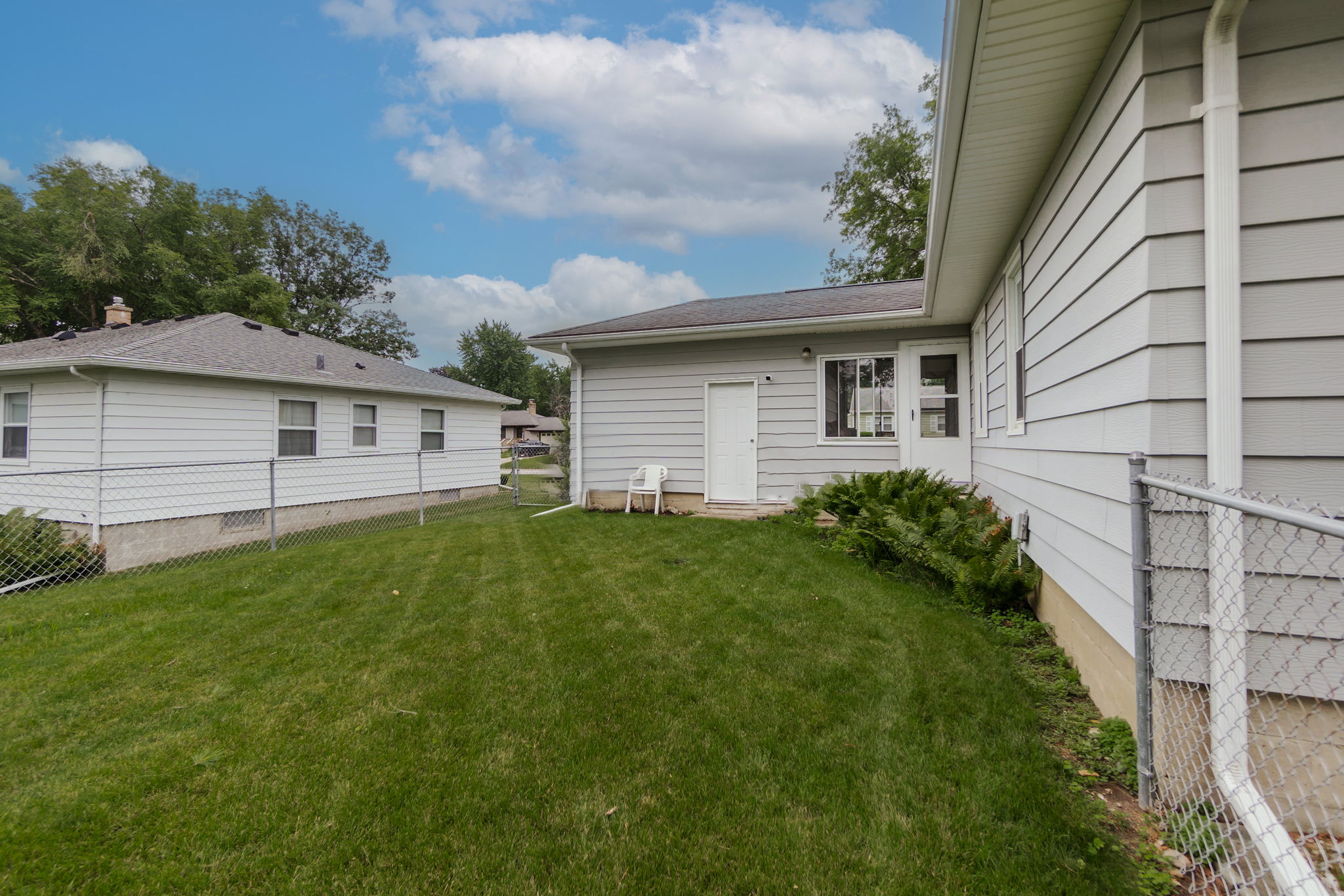 325 Ivanhoe Rd, Waterloo, IA 50701, USA Photo 26