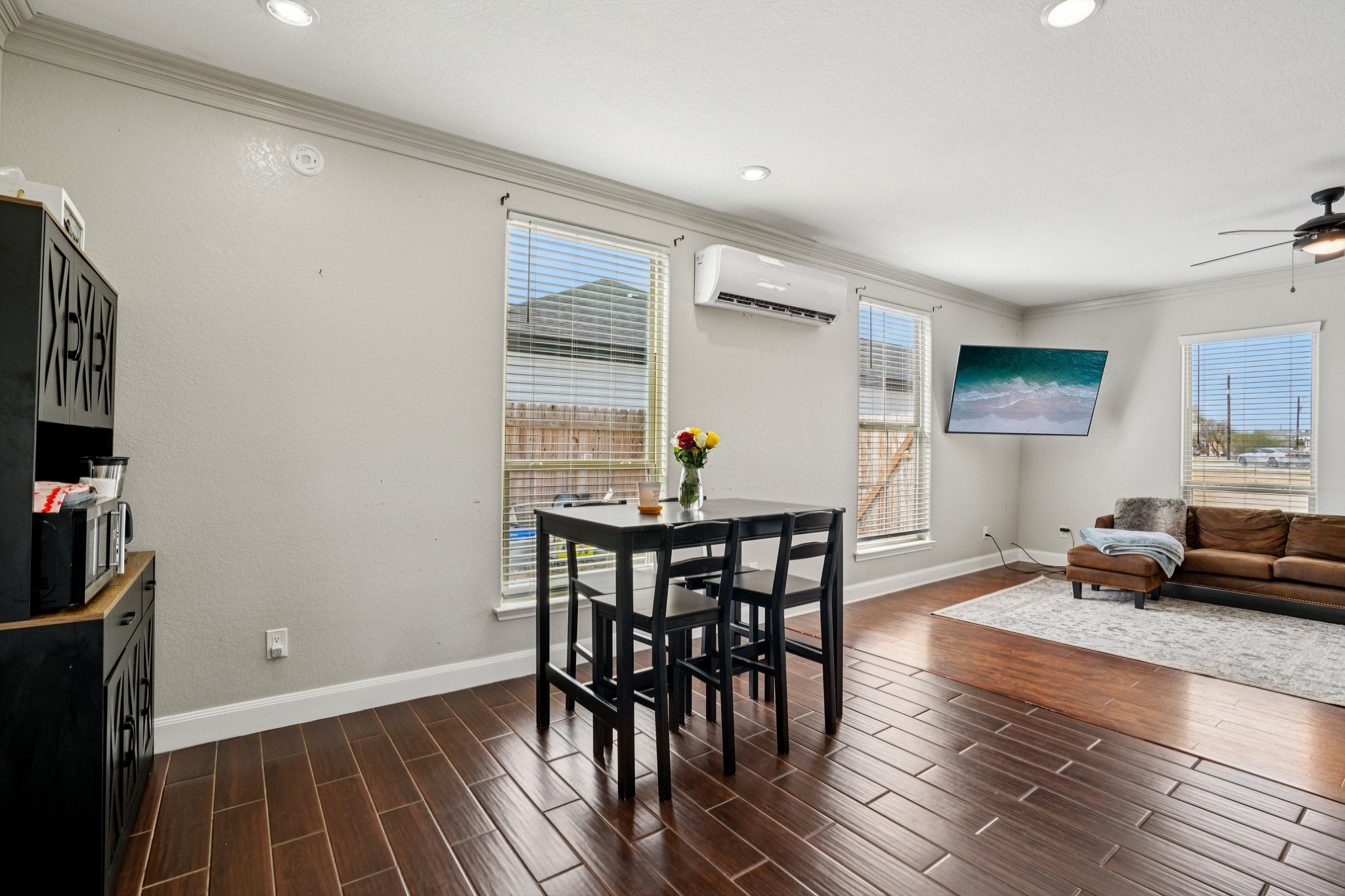 Las Palomas Dr-S0703-010.jpg