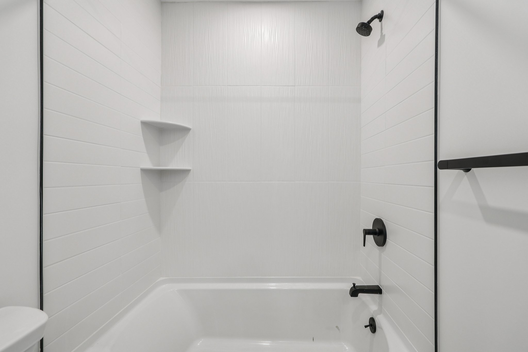 Manville Rd Unit 2-S3103-015.jpg