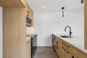 Manville Rd Unit 2-S3103-009.jpg