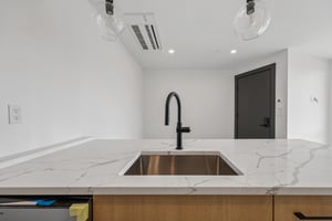 Manville Rd Unit 2-S3103-012.jpg