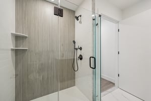 Manville Rd Unit 2-S3103-021.jpg