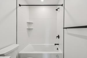 Manville Rd Unit 2-S3103-022.jpg