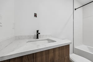 Manville Rd Unit 3-S3103-011.jpg