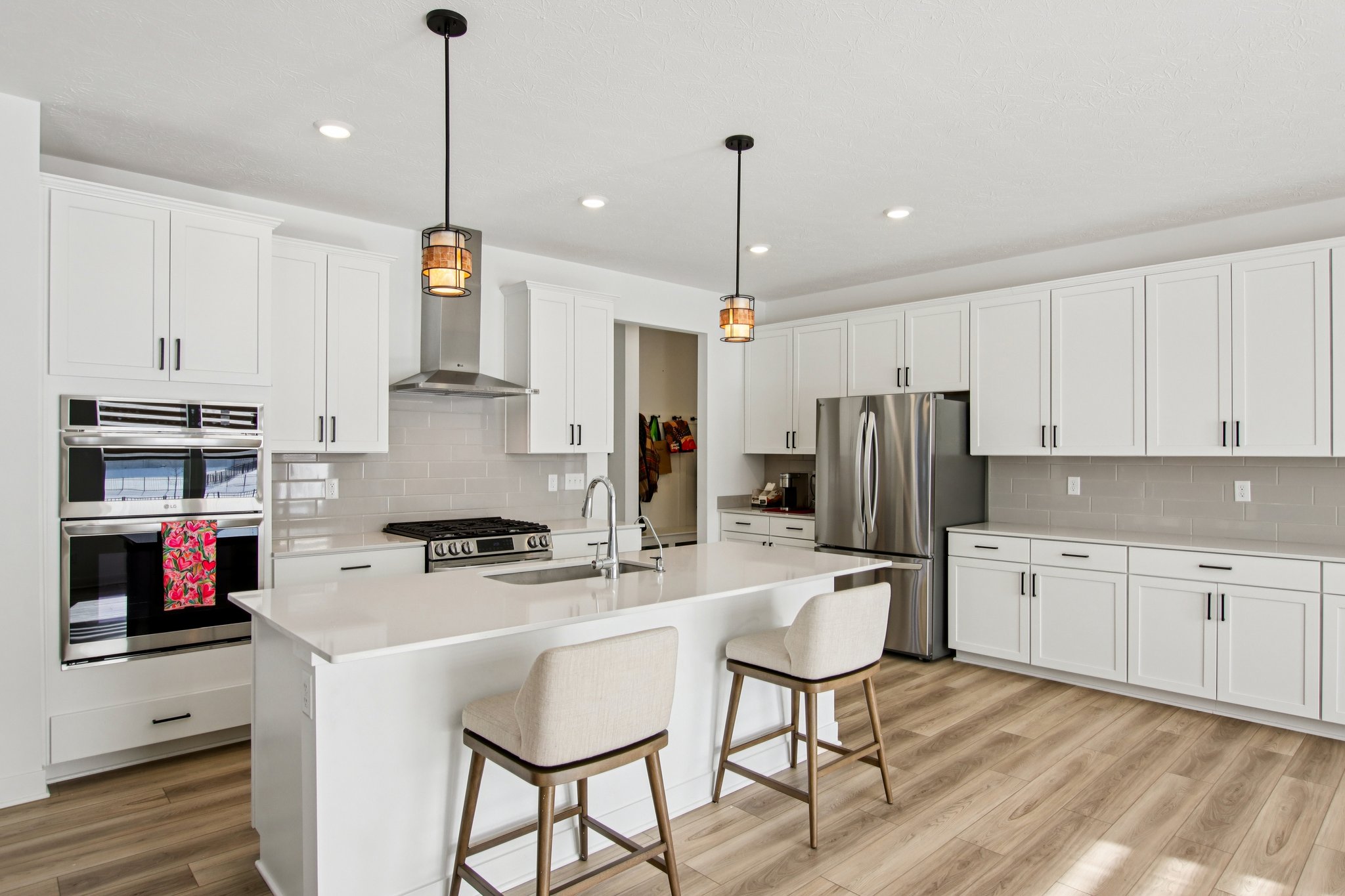 Middleton Cir-S3001-014.jpg