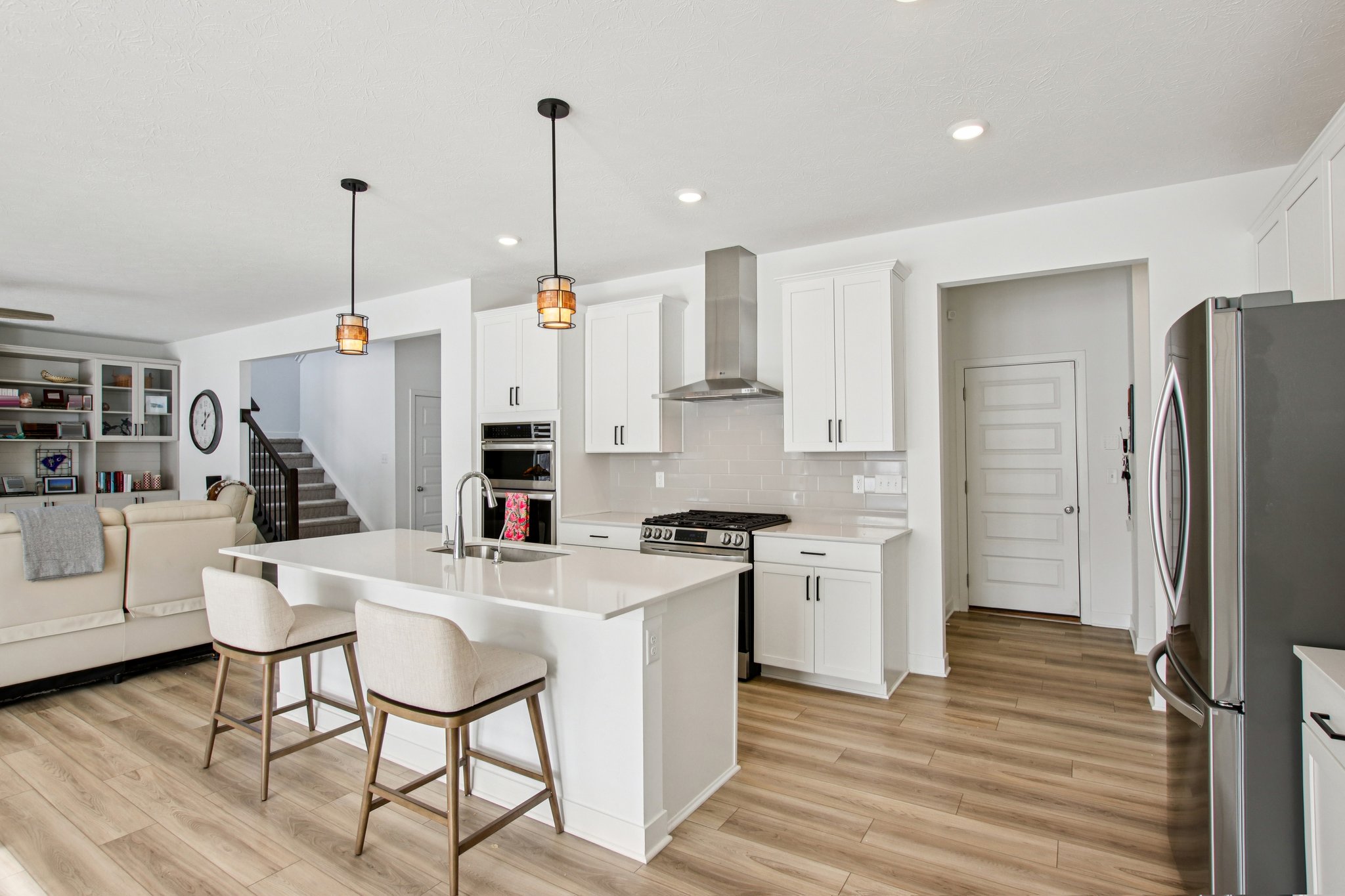 Middleton Cir-S3001-015.jpg