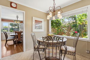 017_F8_325 San Vincente Ave