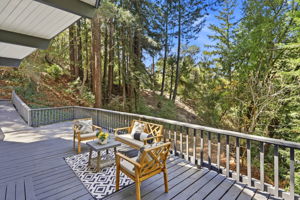 045_F8_325 Woodland Dr