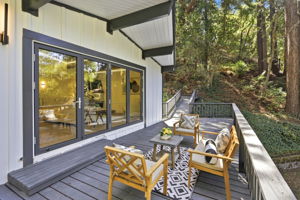 046_F8_325 Woodland Dr