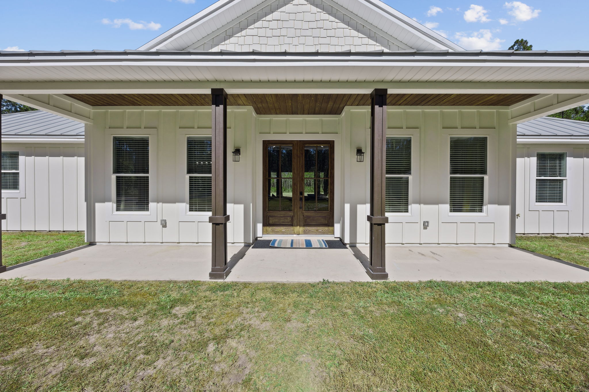 Front Entry Detail