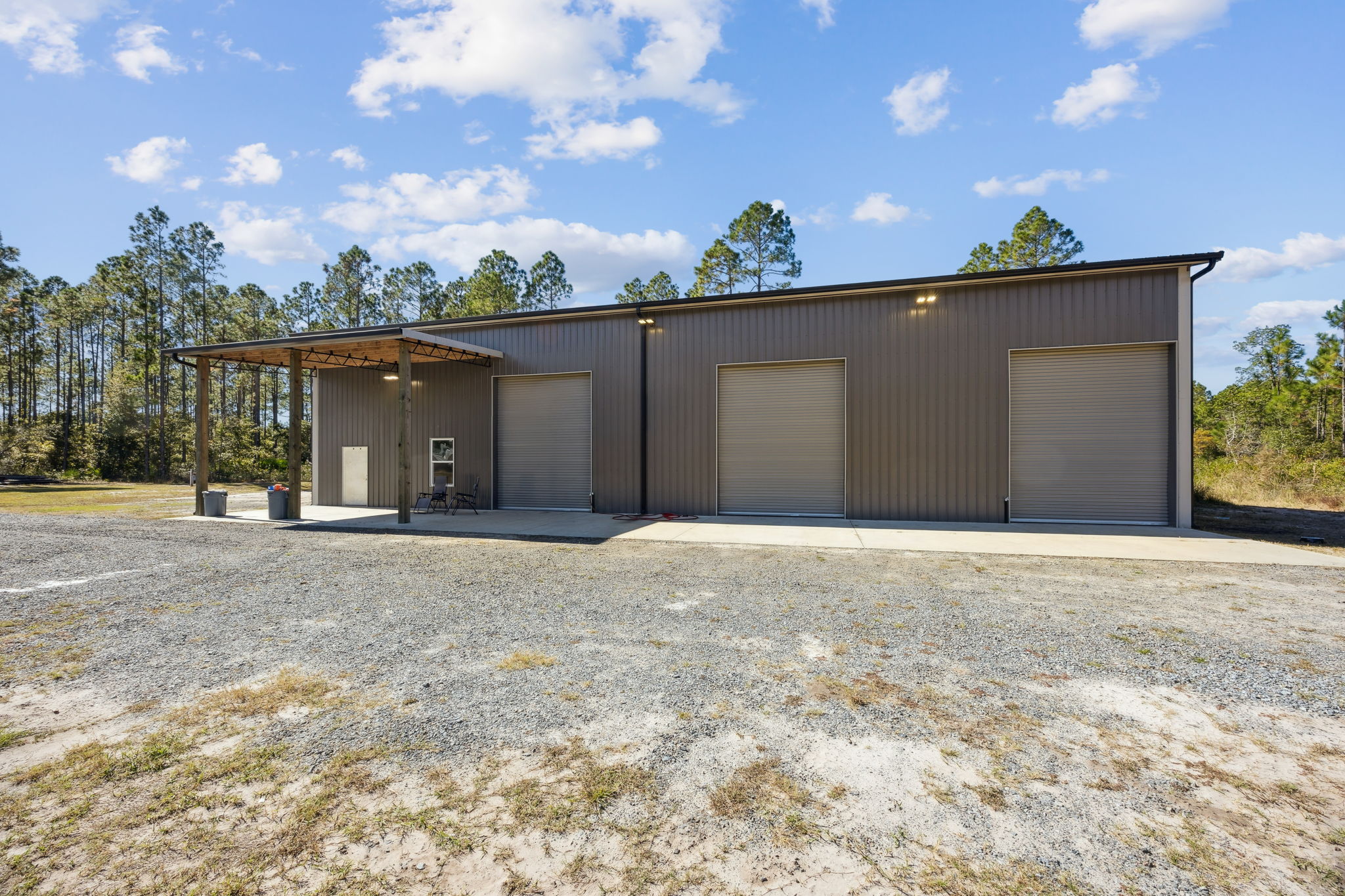 Garage & Carriage House