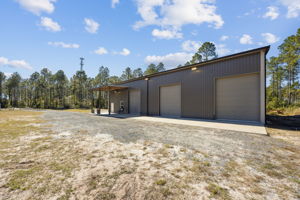 Garage & Carriage House