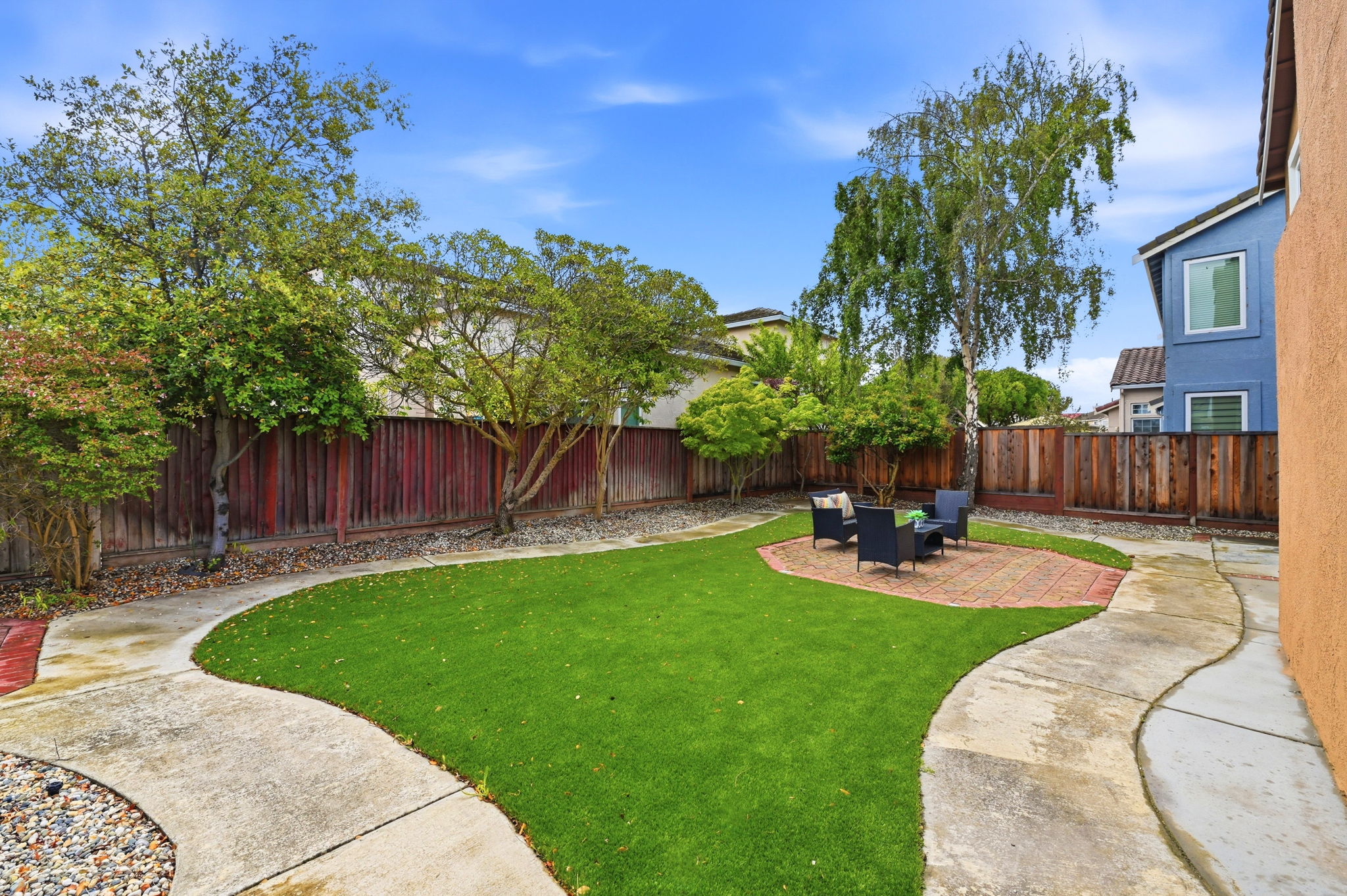 041_F8_32501 Carmel Way