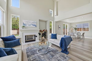 005_F8_32501 Carmel Way