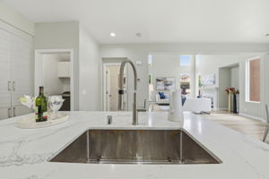 012_F8_32501 Carmel Way